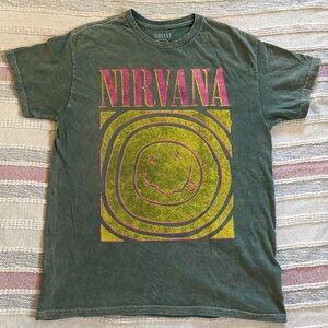 Nirvana Smiley Face T-Shirt ~ Size Medium